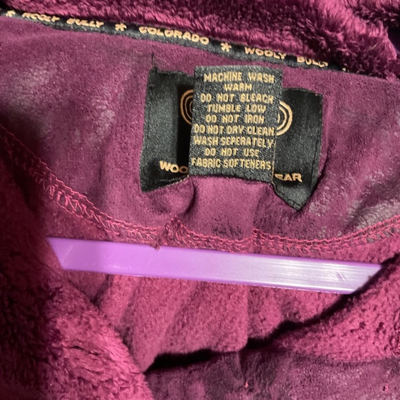 Warm, soft pullover sweatshirt - Picture 5 of 5